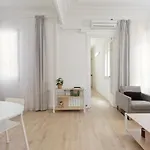 Suites4days Gaudi Eixample *