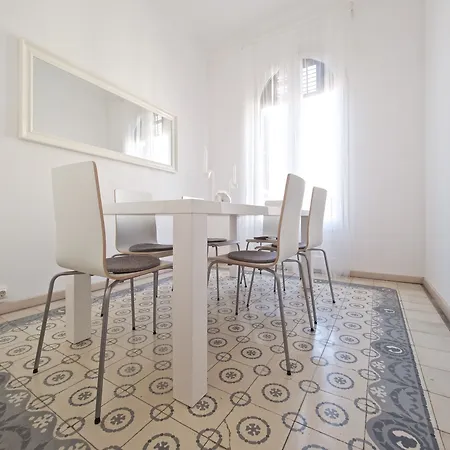 Suites4days Gaudi Eixample *
