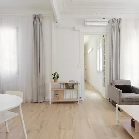 Suites4days Gaudi Eixample *