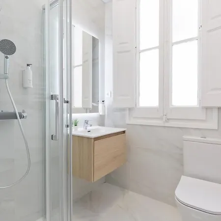 Suites4days Gaudi Eixample Апартаменты *