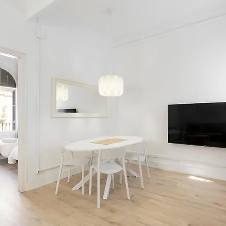 Suites4days Gaudi Eixample Апартаменты